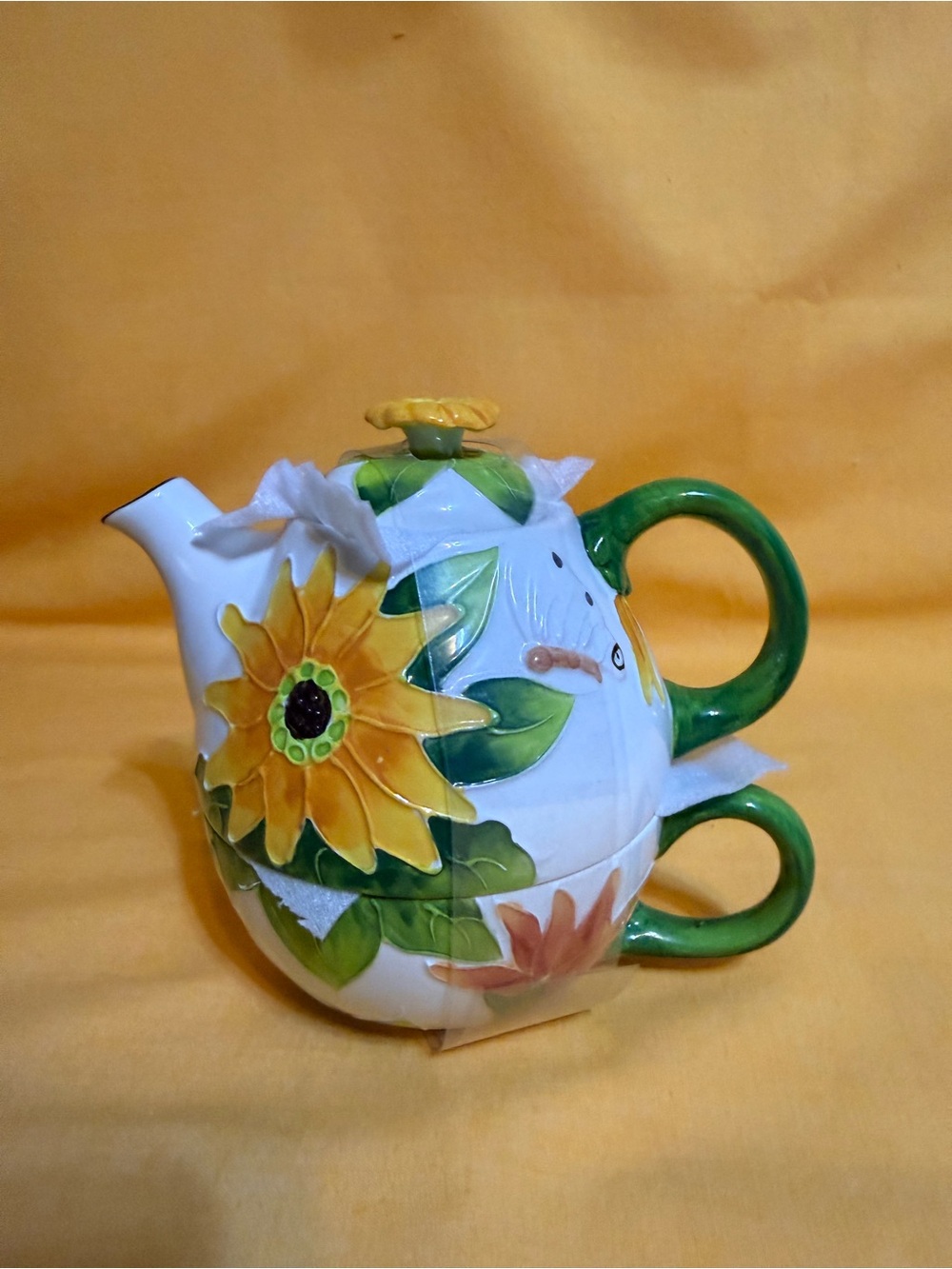 Blue Sky Hand-Painted Sunflower Tea-for-One Set - Yellow & Green